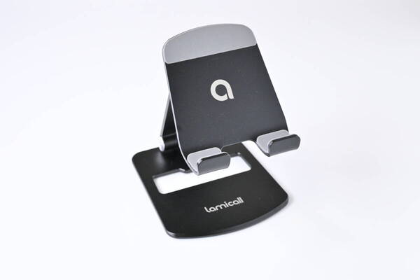 中古品)折り畳み式 タブレット スマホ 兼用 スタンド ホルダー 角度調整 Lomicall iPad用 stand