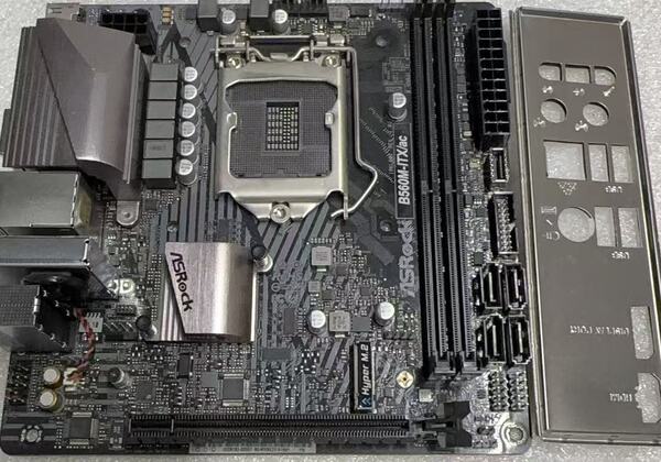 M5105 中古ジャンク品 マザーボード Asrock-B560M-ITX-Ac 動作未確認品