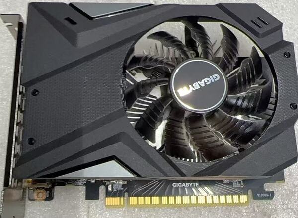 B5312 中古良品ビデオカード GIGABYTE-GV-N1650 4GB 動作確認済