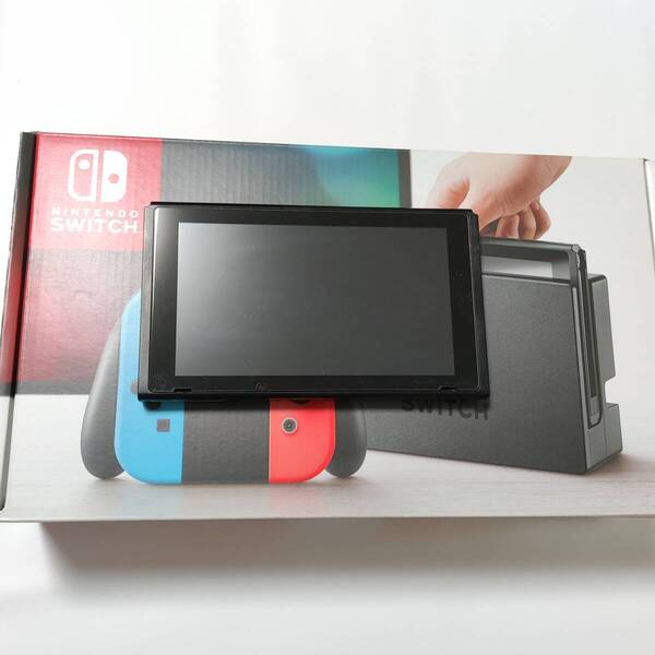 送料無料 動作確認済み Nintendo Switch ニンテンドー スイッチ HAC-S-KABAA 本体のみ HAC-001 中古