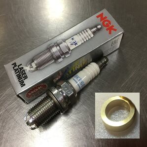 NGKプラグ BKR6EQUP(LASER PLATINUM Premium)1本+シンコーメタルオリジナル真鍮製プラグ変換アダプタ冷却溝付き1個 セット