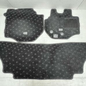 ★新車外し 送料込★即決 ハイエース 200系 ナロー ダークプライム 純正 フロアマット フロント リア トヨタ 送料無料 8515