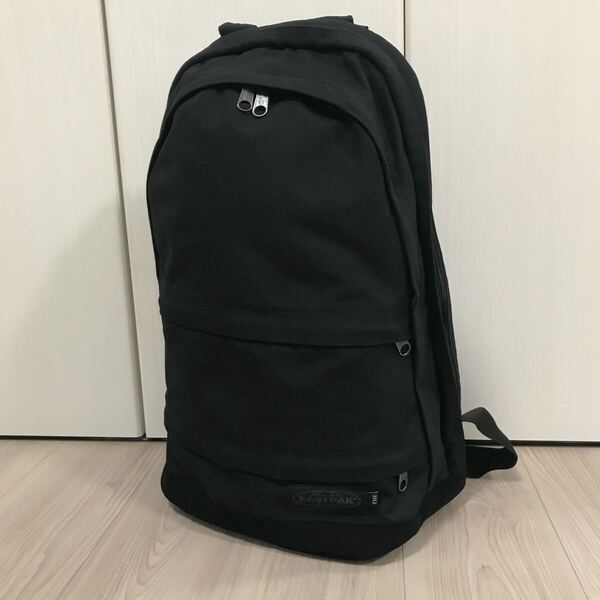 THE DAY PACK by EASTPAK BLACK PADDED PAK’R PCイーストパック リュック コラボ 別注 バックパック デイパック バッグ パソコン ビジネス