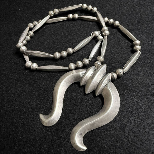 Navajo Old pawn naja オールドポーン ビンテージ ナバホパール ナジャ ロング ネックレス インディアンジュエリー ナバホギルド キンタナ