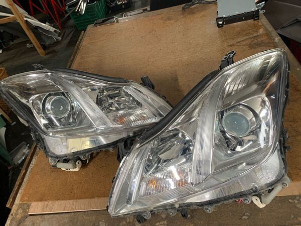 全国送料無料 クラウン トヨタ GRS200 GRS204 200系 純正 HID ヘッドライト ヘッドランプ 左右セット