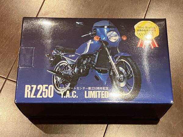 レッドバロン 世界の名車シリーズ vol.41 RZ250 ダイキャストモデル Y.A.C.LIMITED YAMAHA【未開封品】