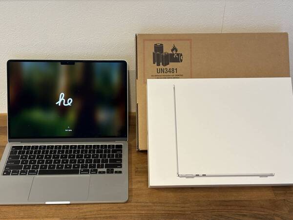 【即日発送】Apple MacBook Air 13インチ 2024 /M3 /8GB /512GB /シルバー /英語(US)キーボード /美品