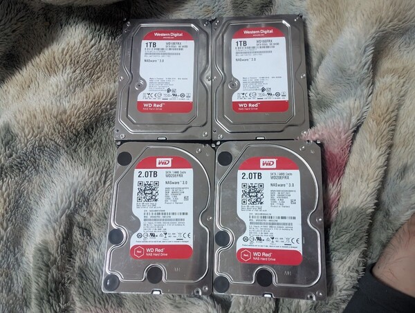 WESTERN DIGITAL Red WD 1TB 2TB 4台 まとめて