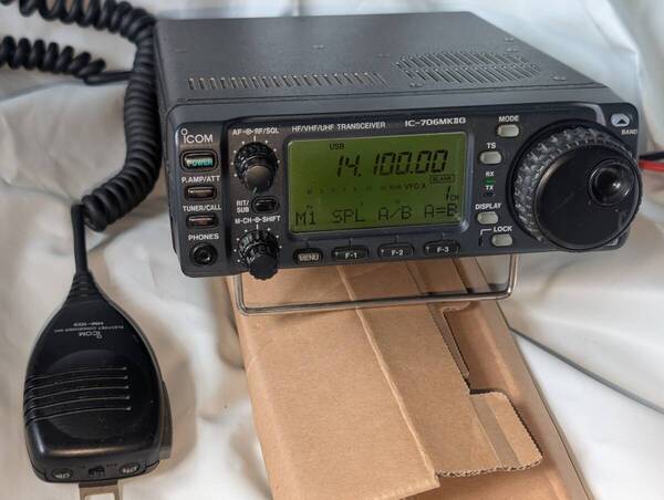 ICOM アイコム IC-706MKⅡG HF/50MHz/144MHz/430MHz ALL MODE オールモード 無線機 モービル トランシーバー 動作品