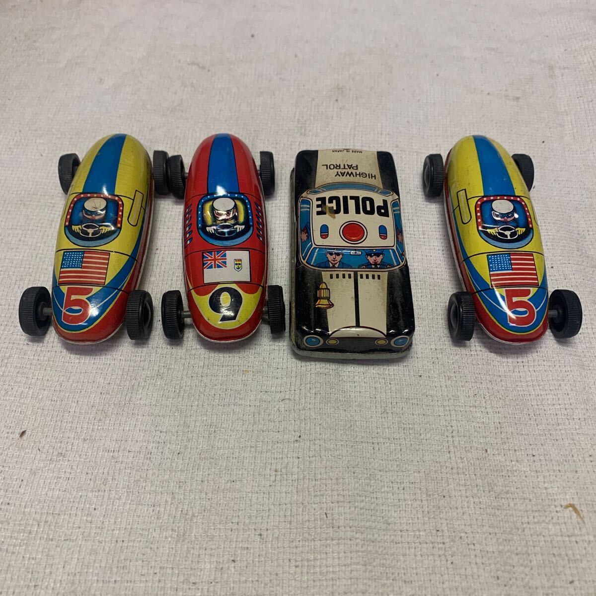 昭和レトロ ブリキレーシングカー 5台入り✖️4組セット - メルカリ