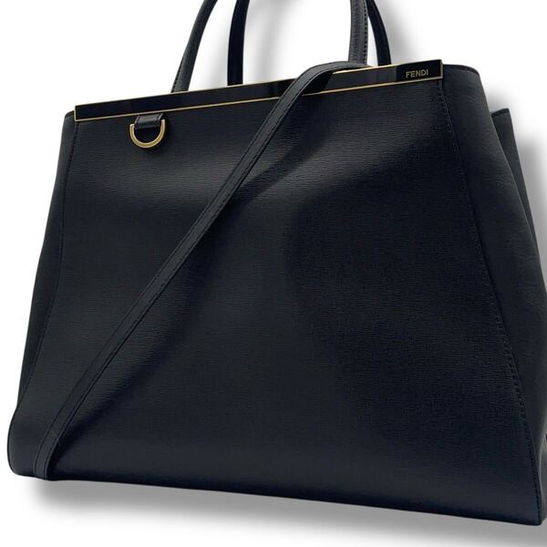 【極美品】フェンディ FENDI ハンドバッグ トゥージュール 2way トートバッグ ショルダーバッグ 黒 ブラック A4 レザー 肩掛け 斜め掛け