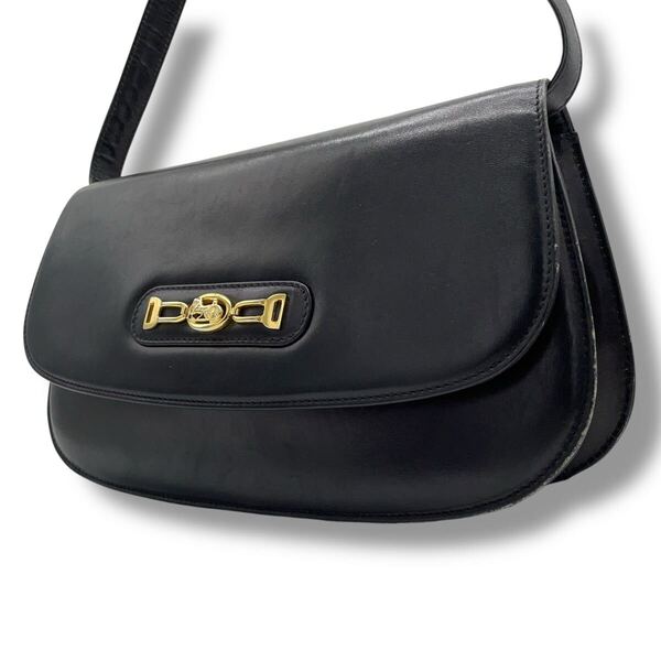 【美品】セリーヌ CELINE ショルダーバッグ レザー 黒 ブラック ゴールド金具 馬車 斜め掛け