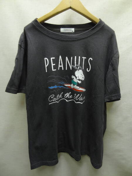 全国送料無料 サーファースヌーピー PEANUTS ヨシダユウ製 レディース 綿100% 半袖 黒色 両面プリント Tシャツ M(154-162cmサイズ)