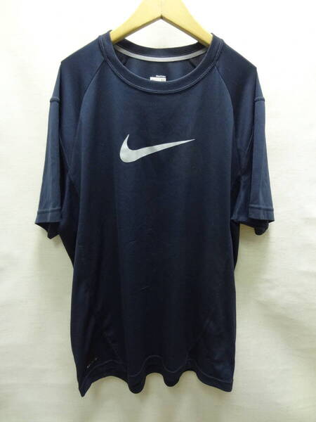 全国送料無料 ナイキ NIKE メンズ 100%ポリエステル サッカー等 スポーツ 半袖 紺色 スウォッシュプリント Tシャツ M(170/88A)