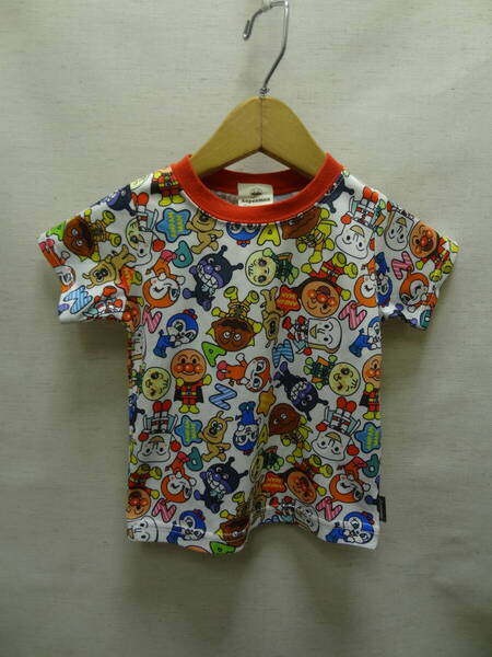 全国送料無料 ほぼ新品 アンパンマンと仲間たち バンダイ製 子供服キッズベビー男&女の子 半袖 総柄プリント Tシャツ 90