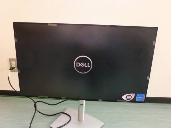 【DELL】U3223QE 箱・付属品一式・おまけもあり【モニター】