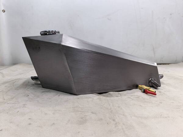 T-162 汎用品 ハーレー用 9L コフィンタンク 燃料タンク ハーレー ワンオフ チョッパー カスタム タンク製作工房