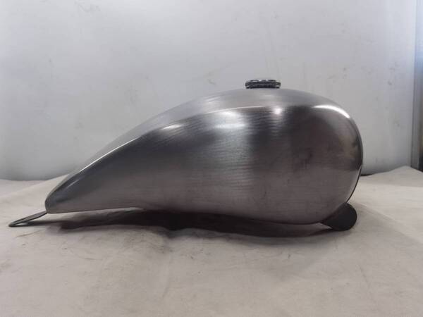 T-159 15L ヤマハ ドラッグスター1100 DRAGSTAR1100 XVS1100 DS11 ストレッチタンク ボルトオン タンク製作工房