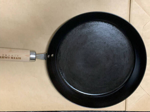 リバーライト 極JAPAN 鉄 厚板 フライパン 26cm 窒化鉄 窒化加工 IH対応 サビにくい 日本製 J2326