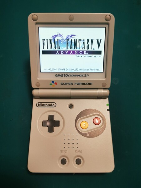 ゲームボーイアドバンスSP バックライトIPS液晶 v5 換装品 USB−C充電、新品バッテリー、ヘッドホン出力対応 SFC風