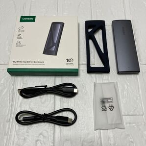 UGREEN M.2 SSD 外付けケース-M.2 NVME/PCIE SSD ケース USB C 3.2 Gen 2接続 UASP対応 10Gbps高速転送速度 アルミ 8TB容量対応 NVME/PCIE
