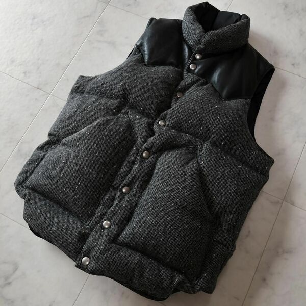 ロッキーマウンテンフェザーベッド 黒ツイードダウンベスト レザー切り替え グレー RockyMountainFeatherbed レザーヨーク ウンジャケット