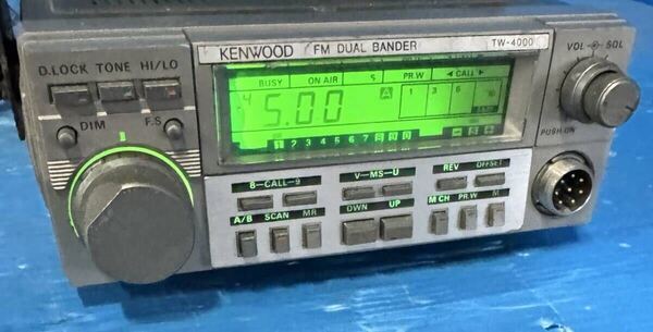 送料無料 ケンウッド KENWOOD TW-4000 144/430MHz デュアルバンダー 無線機