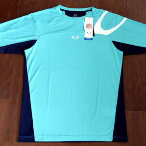 オークリー OAKLEY 半袖Tシャツ スポーツウェア メンズ Lサイズ ペールブルー【新品未使用】