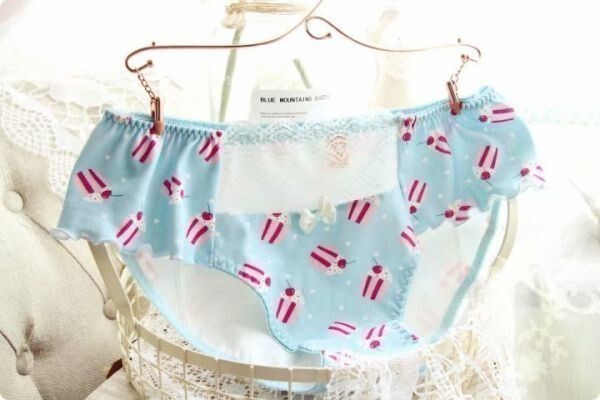 新品!送料無料!サニタリーショーツ フラワーレース リボン清楚 姫系 セクシー かわいい系 レディース下着 Mサイズ ブルー(926)