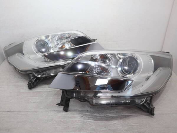 キレイ 破損無し HID 【コーティング済】 HID キセノン KOITO 100-67053 BR47-4 デイズルークス eKスペース B21A B11Aヘッドライト 左右