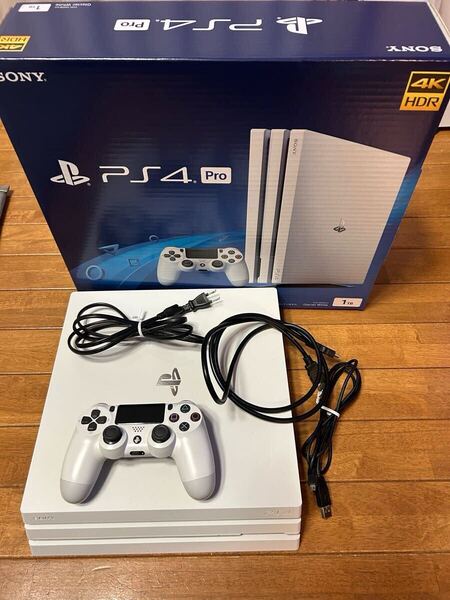PS4Pro 本体/箱 セット 1TB ホワイト SONY PlayStation4 Pro CUH-7200B 初期化/動作確認済 プレステ4プロ 送料無料 即決価格 値引交渉ok