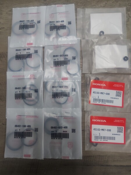 NSR250R MC18 MC21 フロントブレーキ ピストンシールセット 純正未使用 新品 1台分 キャリパー シールジョイント有り