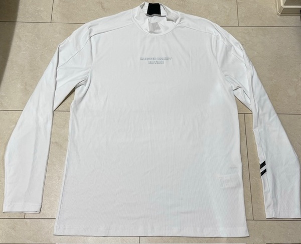 ・未使用 正規品・マスターバニーbyパーリーゲイツ MASTER BUNNY EDITION 春夏用 ナイロン ストレッチモックネック長Tシャツ 6号 XL 白
