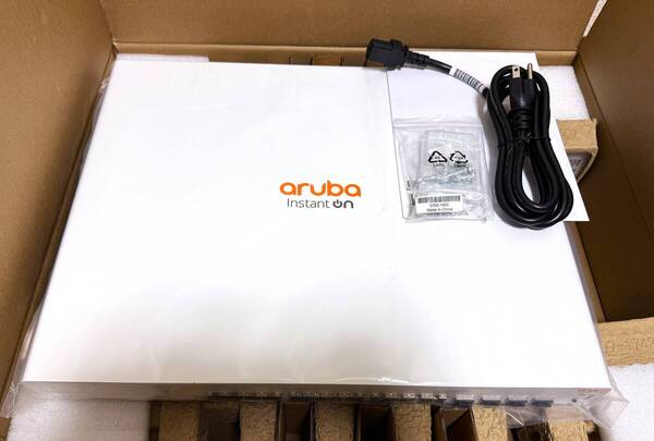 HPE JL805A#ACF Aruba Instant On 1960 スイッチ 12p-10GBT 4p-SFP+ 1960