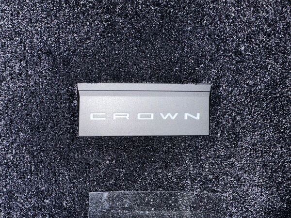 トヨタ純正 フロアマット一式(クラウン クロスオーバーCROWN CROSSOVER用)新品未使用 超美品