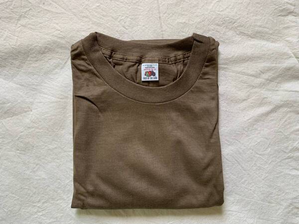 1980s USA製 未使用 デッドストック FRUIT OF THE LOOM コットンTシャツ MEDIUM ブラウンTシャツ 米軍 ヴィンテージ