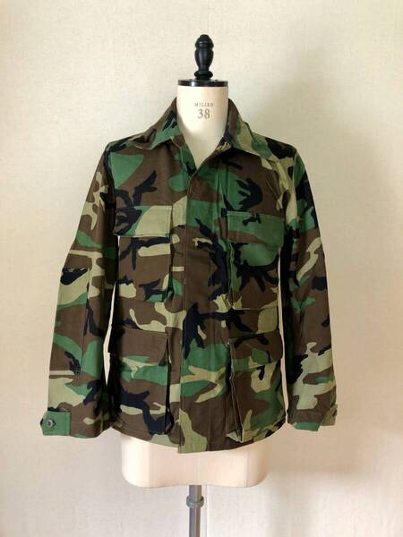 【実物 未使用 デッド】1980s 米軍 BDU ジャケット SMALL SHORT U.S.ARMY ノンリップ woodland ウッドランド ミリタリー アメリカ製 YA