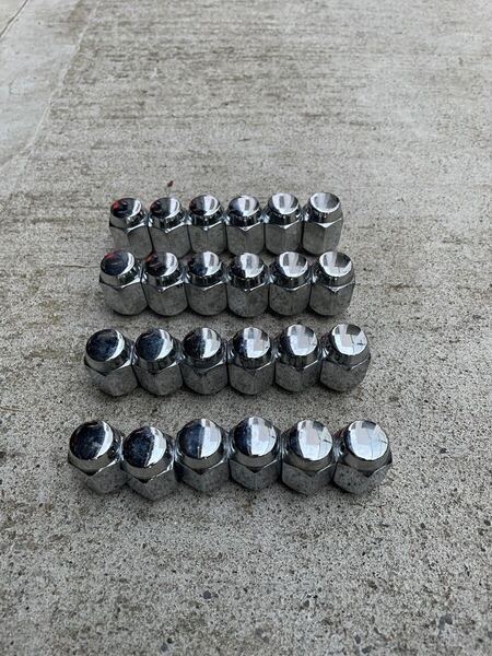 21HEX M12×1.5 24個セットメッキホイールナット メッキラグナット 袋ナット ランクルハイラックスハイエースプラドFJクルーザー