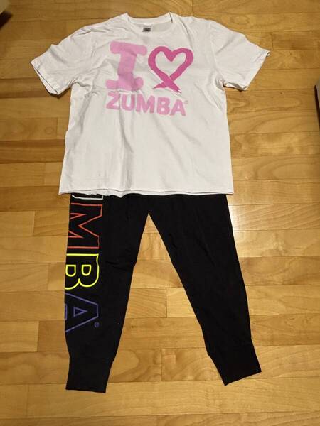 5/18まで値下げ zumba ズンバ パンツとTシャツ 正規品