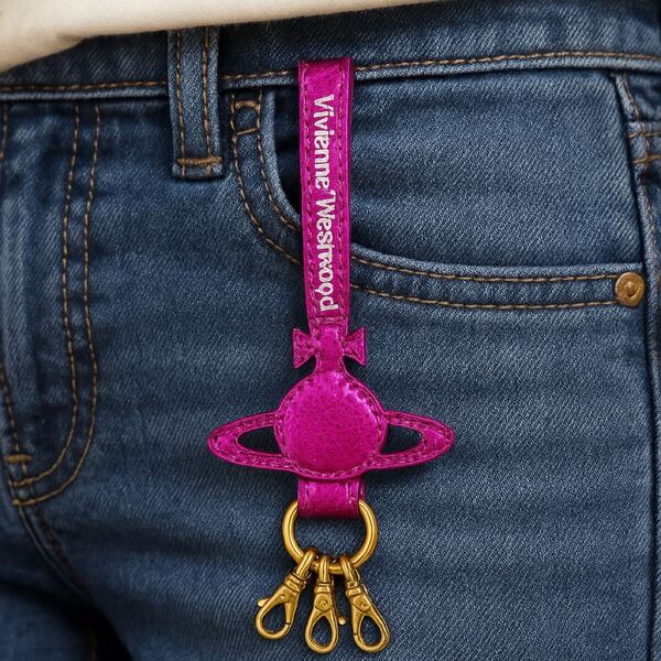 Vivienne Westwood ピンクチャーム オーブ ゴールド金具 キーホルダー
