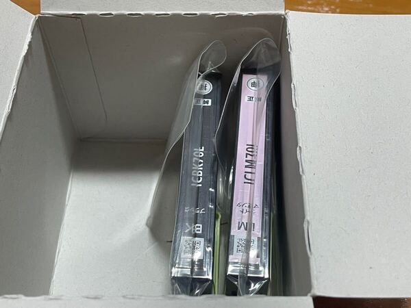 新品未開封 EPSON インク 純正 2027.01 ブラック ライトマゼンタ ICLM70L ICBK70L