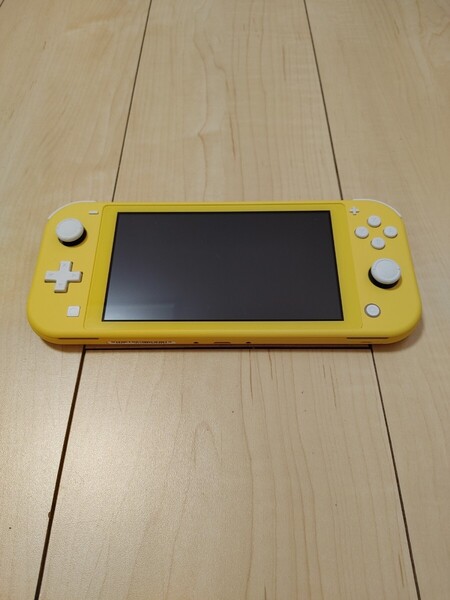 Nintendo Switch Lite ニンテンドースイッチライト イエロー