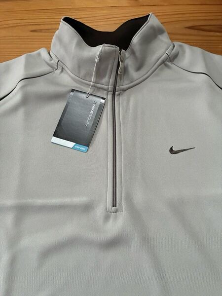 送料込み!NIKE GOLF 新品未使用 ハーフジップ 半袖Tシャツ ジャージ グレー 灰色 Mサイズ 定価6600円 155-176センチ ナイキゴルフ