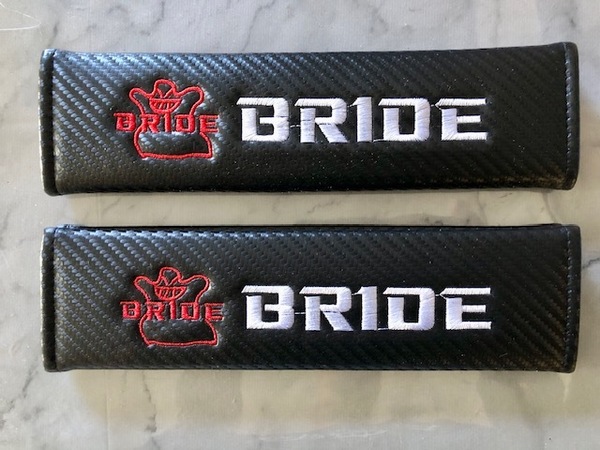 さりげなく目立つ!かっこいい! BRIDE ブリッドロゴ カーボン調シートベルトカバー 送料無料!ワイスピ スポコン
