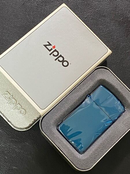 zippo ブルー メタリック スリム 希少モデル 2004年製 シルバーインナー 2003年製 専用缶ケース 保証書付き
