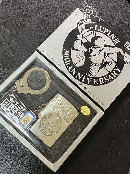 zippo ルパン三世 30周年記念 限定品 手錠 立体メタル 1997年製 LUPAN THE III シリアルナンバー NO.32910 専用ケース 保証書付き