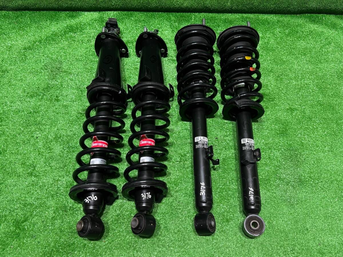 中古品 GRS-200 200系 クラウンロイヤル 純正サスペンション一式