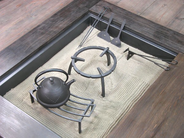 五徳 囲炉裏 炉端 キャンプ 鉄瓶 鉄鍋 炉 茶道具（囲炉裏の道具