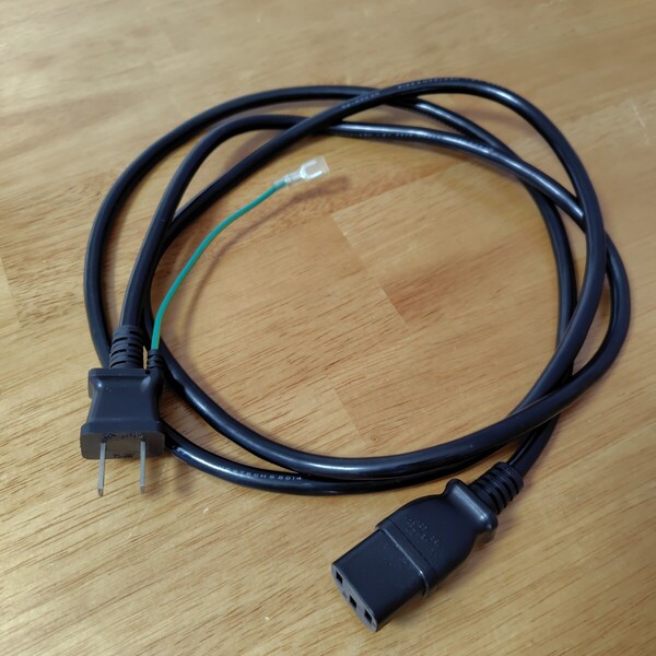 パソコン電源ケーブル 1.8m 黒色