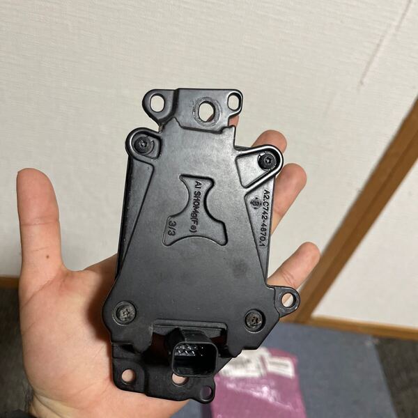 CHR ZYX10 NGX10 NGX50 ミリ波 レーダー センサー 送料込み 即決 印象M